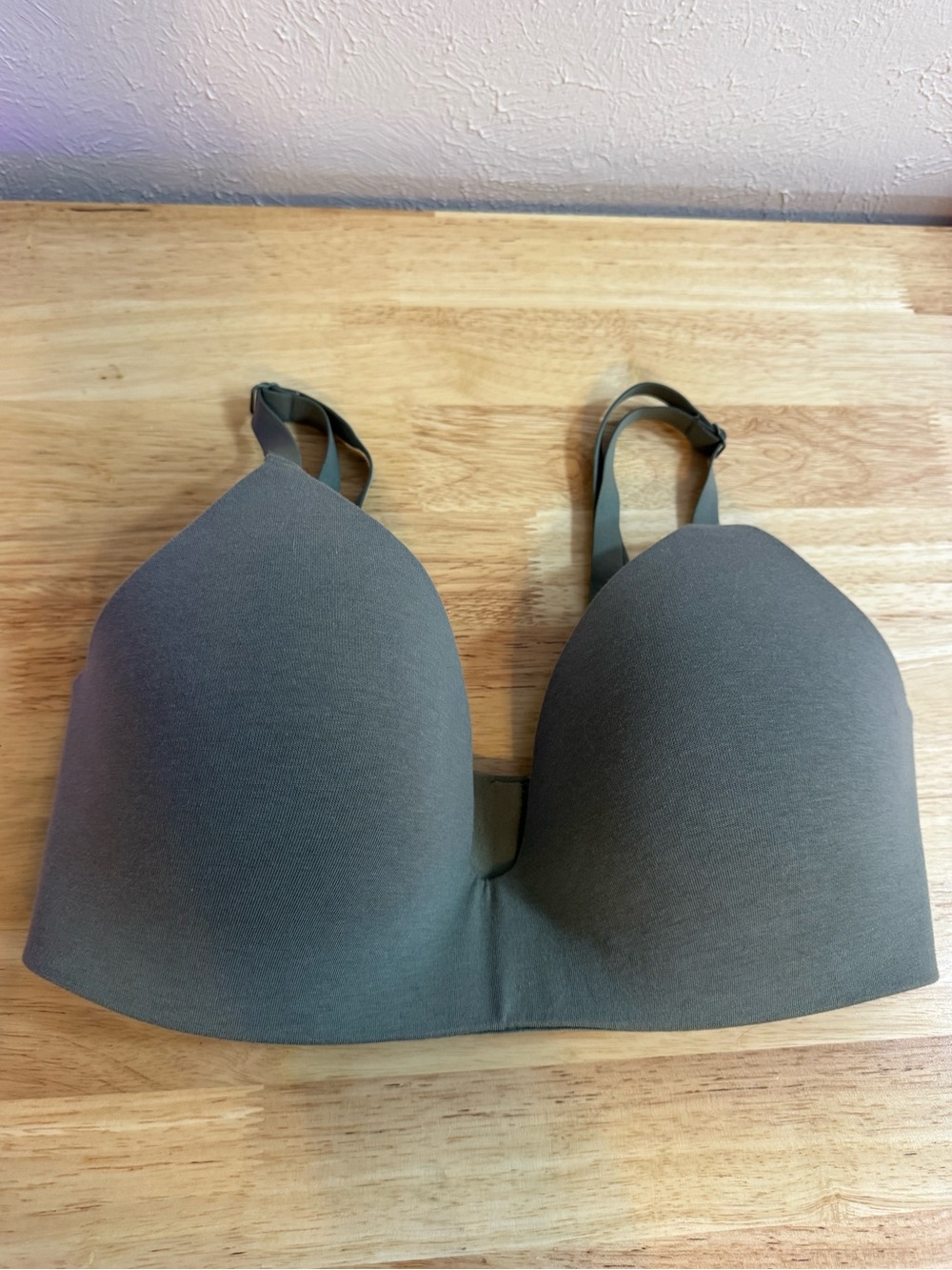 Organic Basics Smooth Green Bra